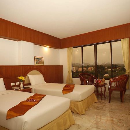 Boon Siam Hotel Крабі Екстер'єр фото